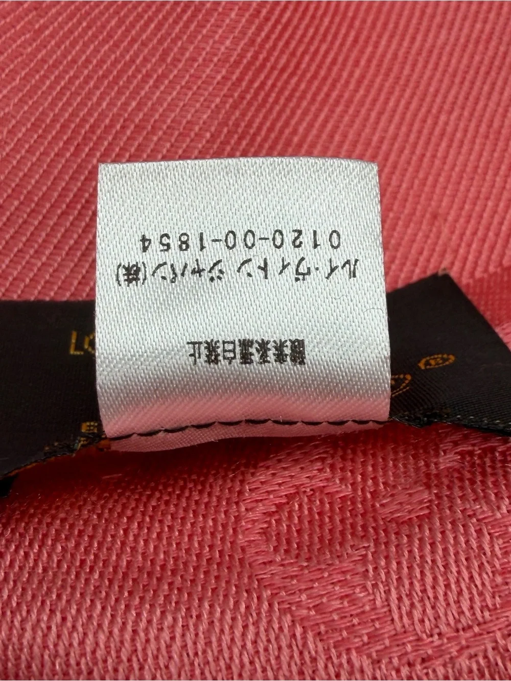Louis Vuitton Shine Shawl Coral Monogram